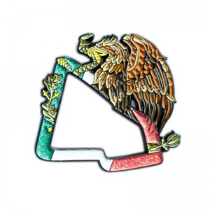 Benotzerdefinéiert Moud Metal Badge mat mëll an Hard Email Design Pin