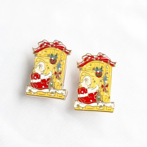 Kunshan China enamel pin manufacturer metal badge Lapel Pins Custom Soft Hard Custom Enamel Anime Pins