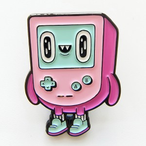 Hurtowa szpilka emaliowana wykonana hurtowo metalowa odznaka aktywności szpilka do klapy twarda miękka broszka logo niestandardowa szpilka emaliowana z kreskówek anime