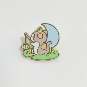 Sérsniðin tíska mjúk glerung Anime Brooch Lapel Pin Engin lágmarks persónulegt merki Sérsniðið enamel Pin