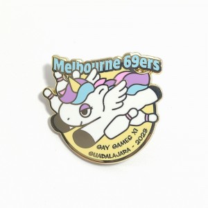 Wholesale Bulk Soft Hard Enamel Pin Manufacturer Souvenir Promotional Gift Sneaker Metal Pin Badge Horror Gold Kpop Cat Cute Animal Pins Anime Custom Lapel Pin