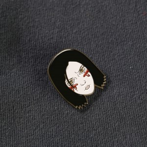 Custom enamel lapel pins with no MOQ factory direct price