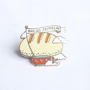 Fabrikant van emaillespelden in Kunshan, groothandel in trotsspelden, designerbroches en spelden