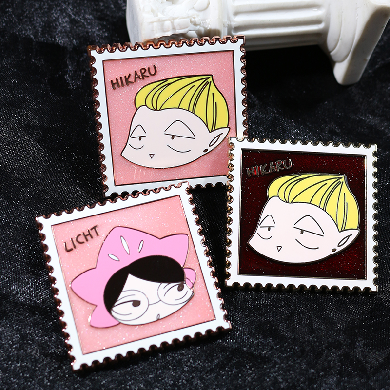 Custom Hikaru Licht comics pearl transparent glitter hard enamel pins