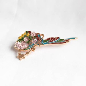 customized-Vintage-Lapel-Pins-01