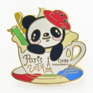 China Manufacture No Minimum Custom Pin and Badges Hard Cute Cartoon Anime Custom Lapel Enamel Pin