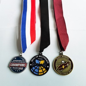 Professional China promotional custom sports awards metal football race soccer medal