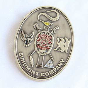 Custom Made Gold Plated Enamel Souvenir Challenge Coin