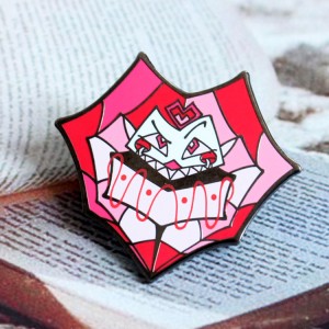 Kreskówka Modny Masowy Przezroczysty Szkło Dziewczyna Twardy Anime Metal Pin Niestandardowe Logo Wykonane Emaliowane Pin Produkcja