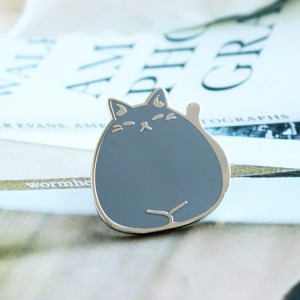 Professional Manufacturer Custom High Quality Hard Anime Enamel Pin Badge Popular Metal Lapel Pins