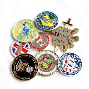 China Wholesale Custom Metal Craft Souvenir Gift Game Enamel Award  Navy Antique Challenge Coins