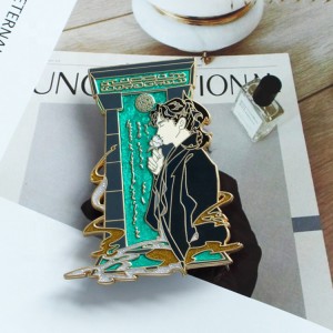 Professional Manufacturer Custom High Quality Hard Anime Enamel Pin Badge Popular Metal Lapel Pins