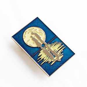 Professional custom hard enamel lapel pin badge translucent sandblast hard enamel pin manufacturer