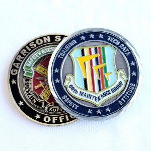 I-Factory Wholesale Challenge Coin Azikho Izinhlamvu Zemali Ezincane Zezifiso Zezempi