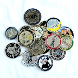 China Grosir Custom Metal Art Craft Laser Marking Name Tag Kehormatan Souvenir Challenge dhuwit recehan